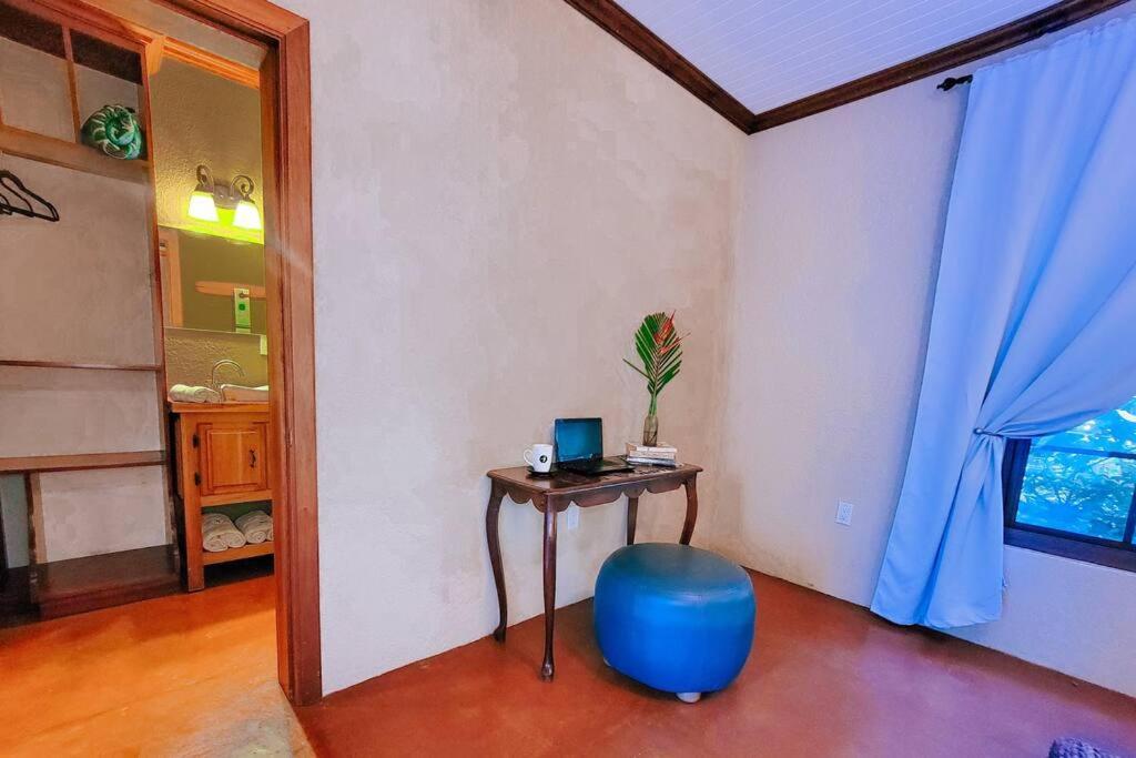 Vive Utila - Bed & Breakfast Exterior photo